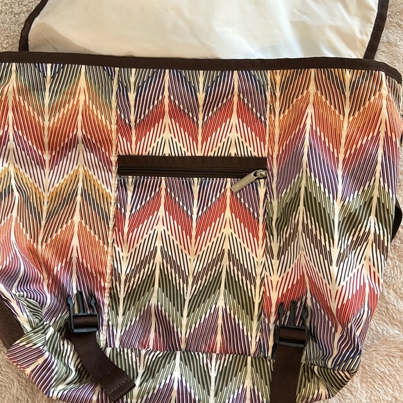 LeSportsac messenger bag - Picture 4 of 4
